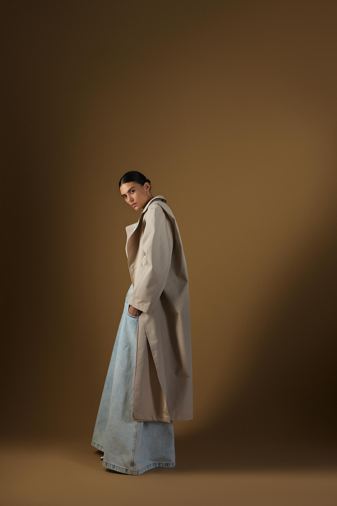 Плащ Назад домой