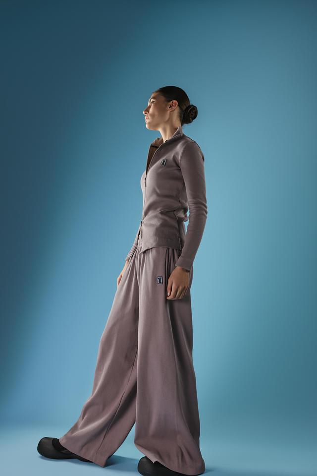 Свитшот Doggy slim zip | ZNWR