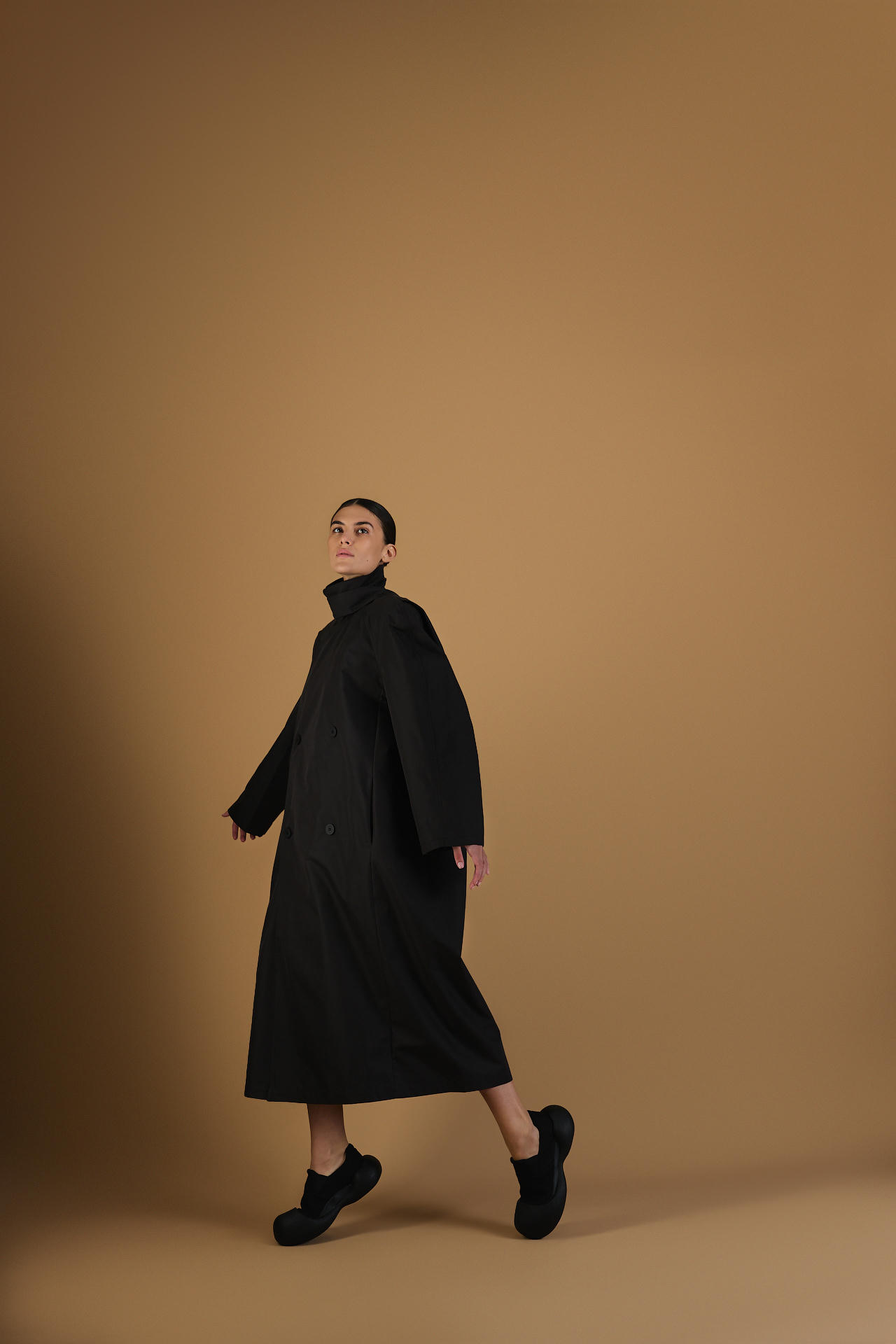 Плащ Назад домой