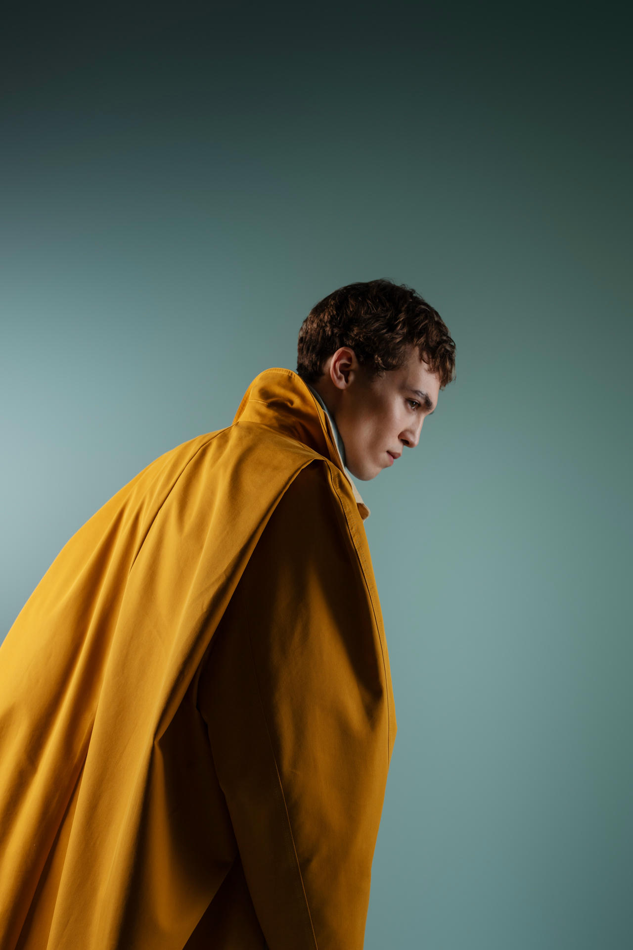 Плащ Назад домой