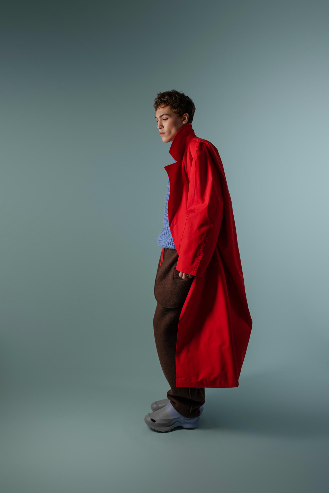 Плащ Назад домой