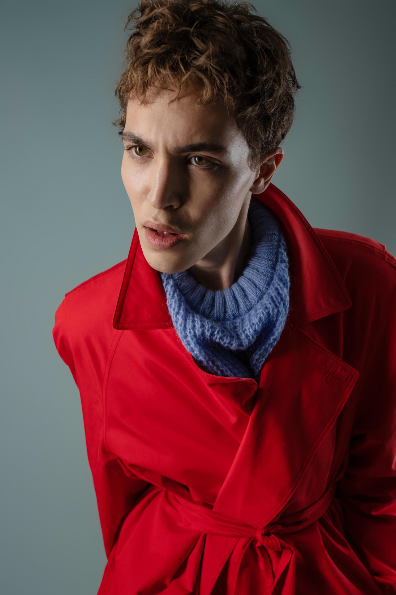 Плащ Назад домой