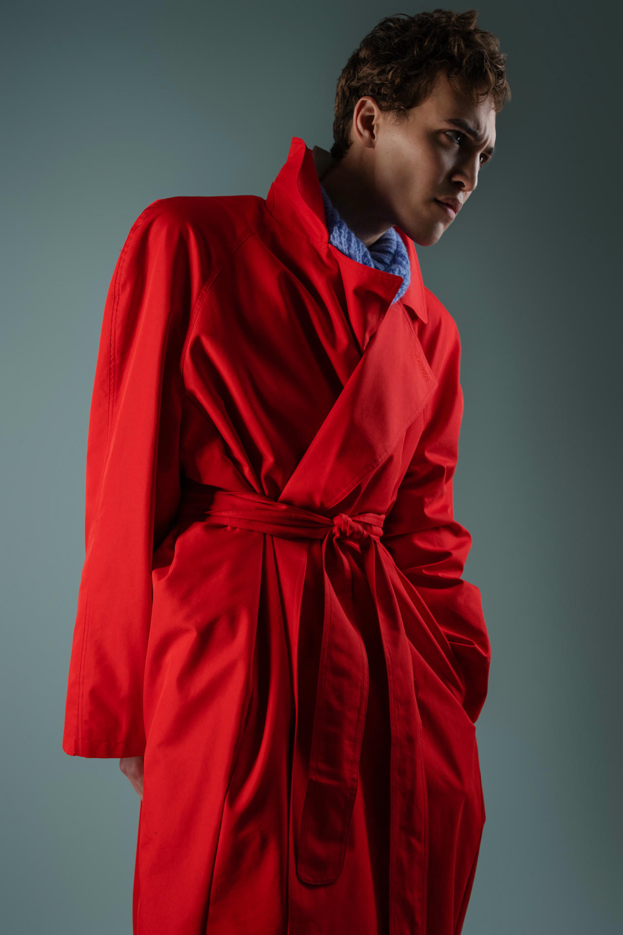 Плащ Назад домой