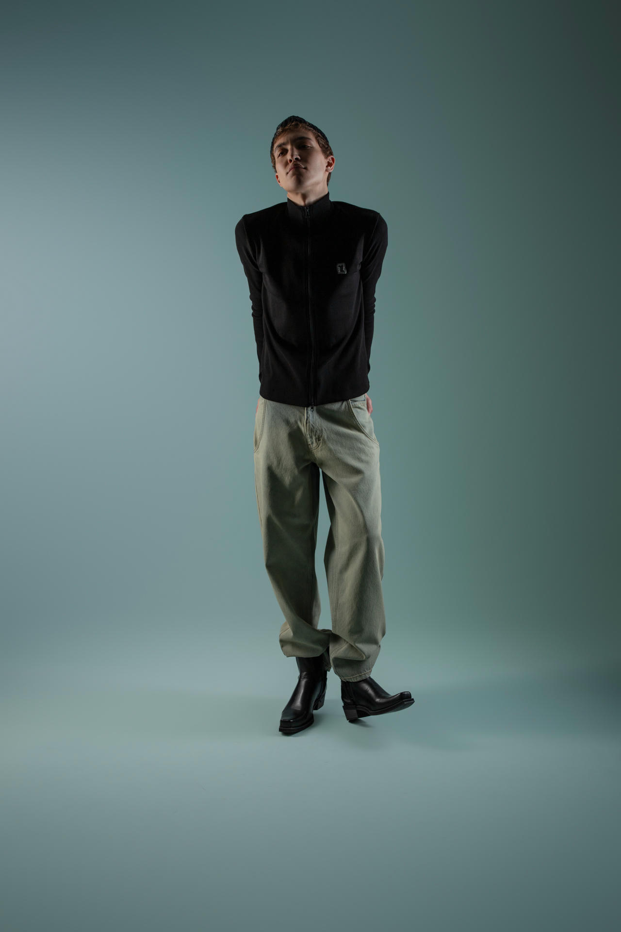 Свитшот Doggy slim zip