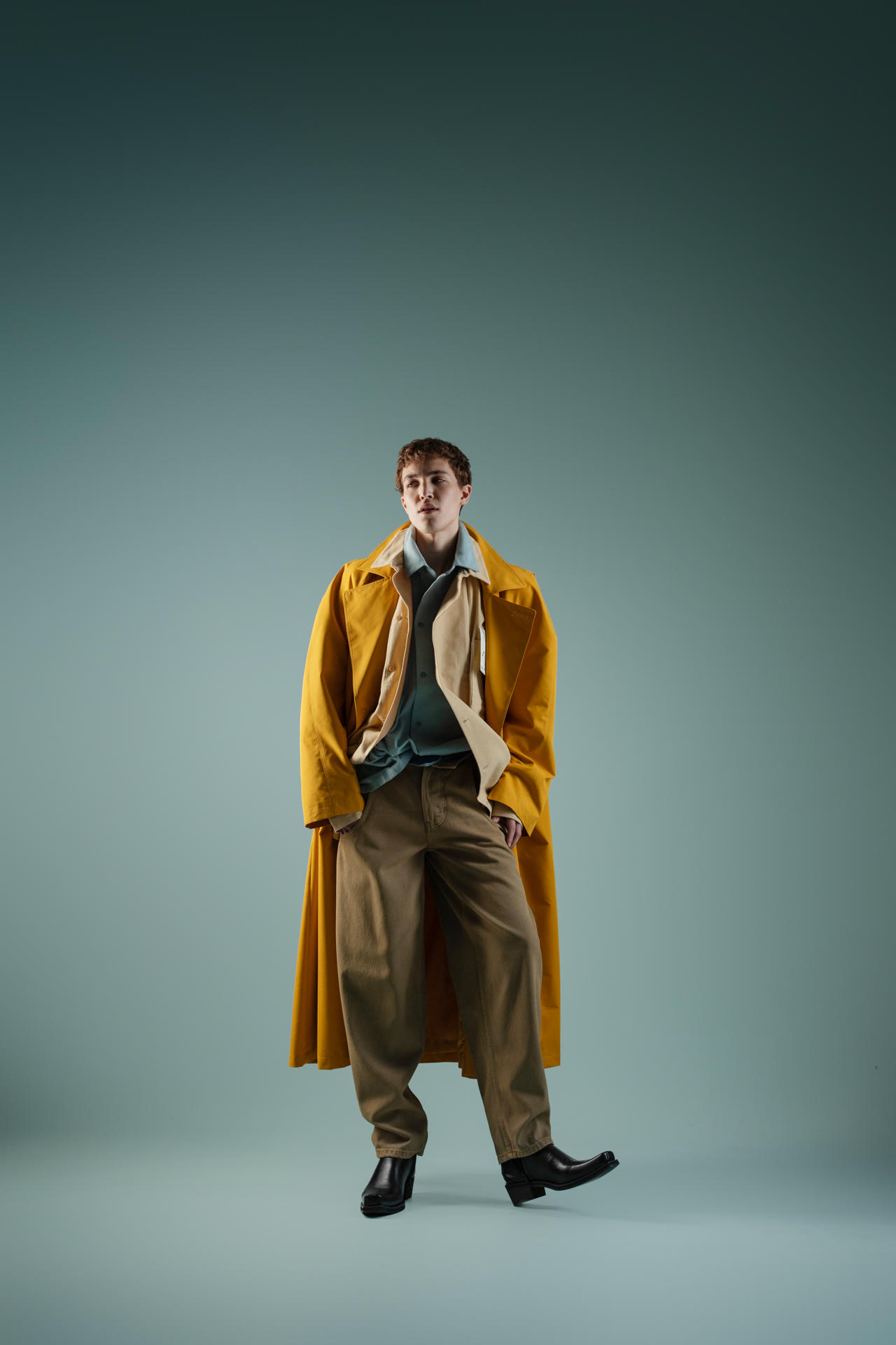 Плащ Назад домой