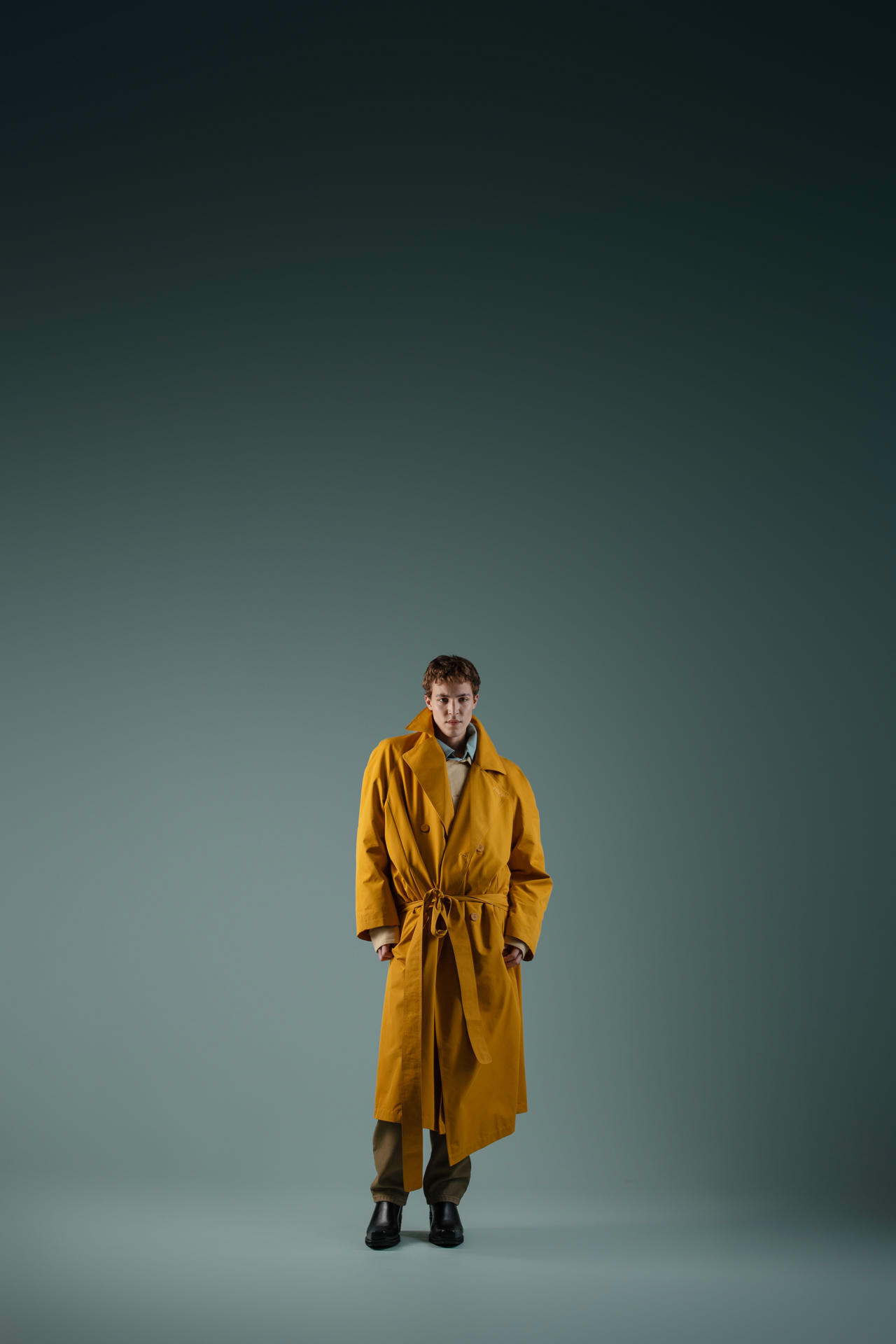 Плащ Назад домой