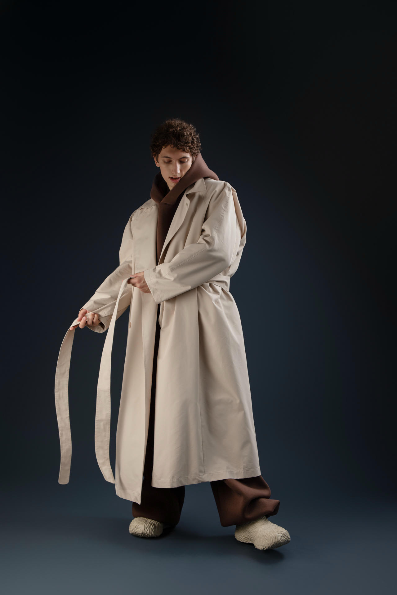 Плащ Назад домой