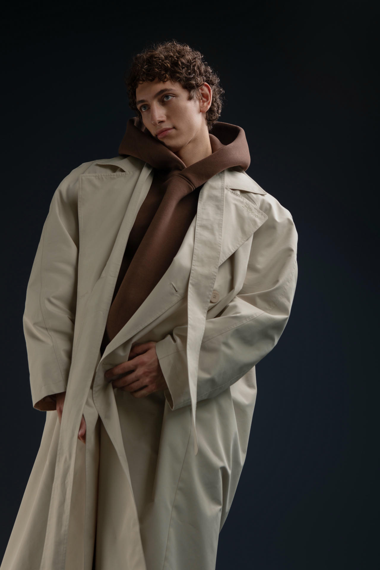 Плащ Назад домой