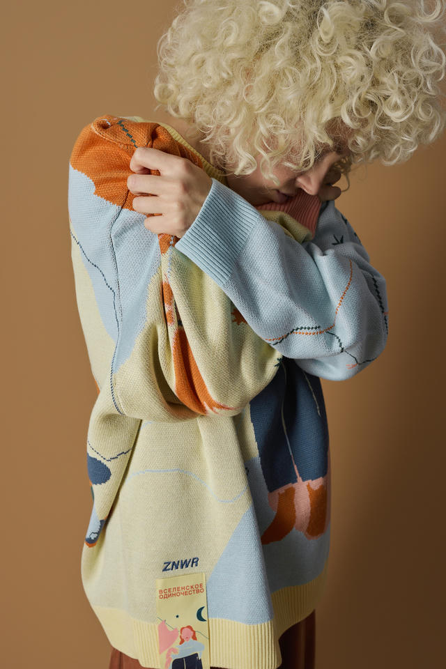 Свитер Вселенское одиночество | ZNWR