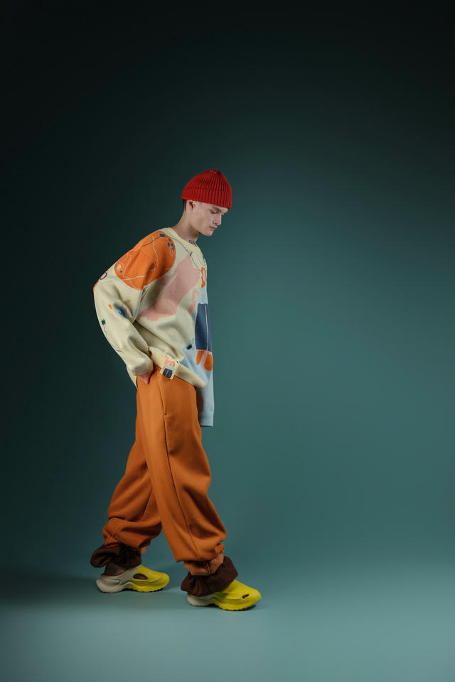 Свитер Вселенское одиночество | ZNWR