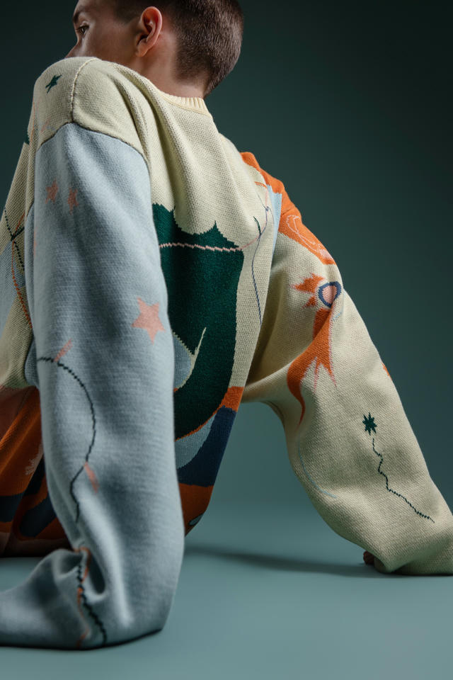 Свитер Вселенское одиночество | ZNWR