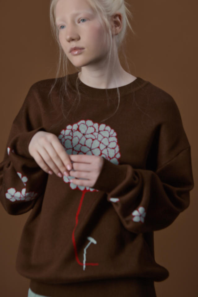 Свитер Гортензия и гвоздь | ZNWR