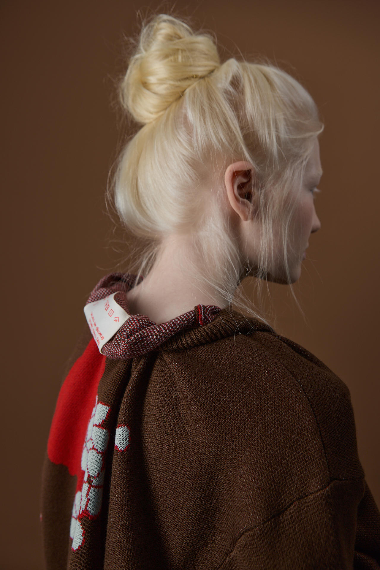 Свитер Гортензия и гвоздь