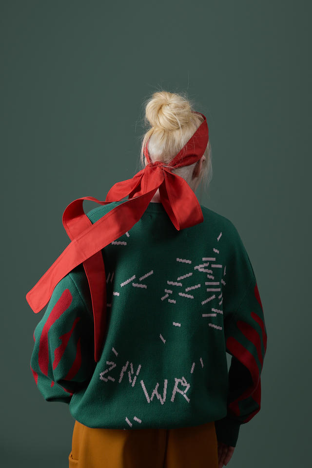 Свитер Человек и мысли | ZNWR