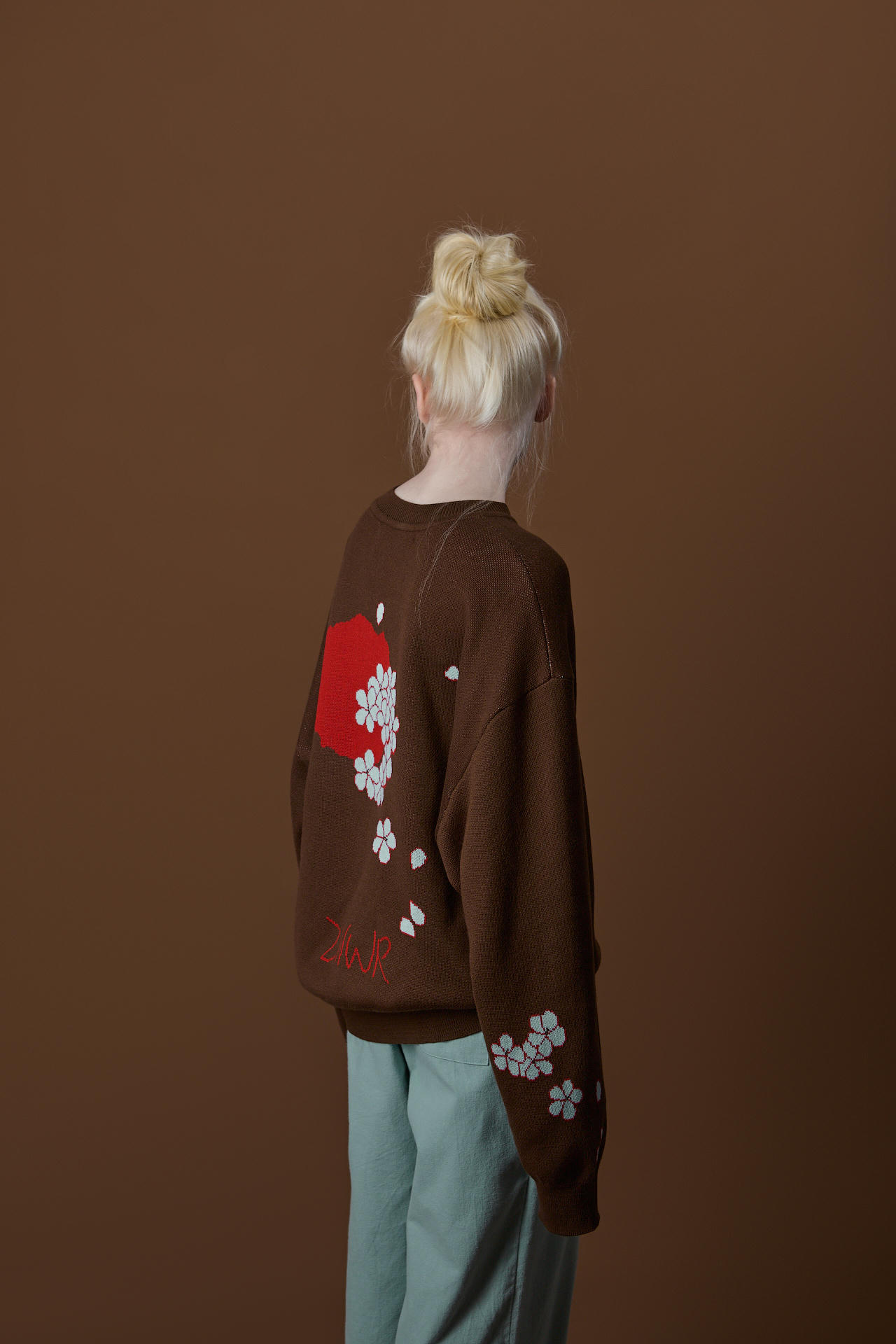 Свитер Гортензия и гвоздь