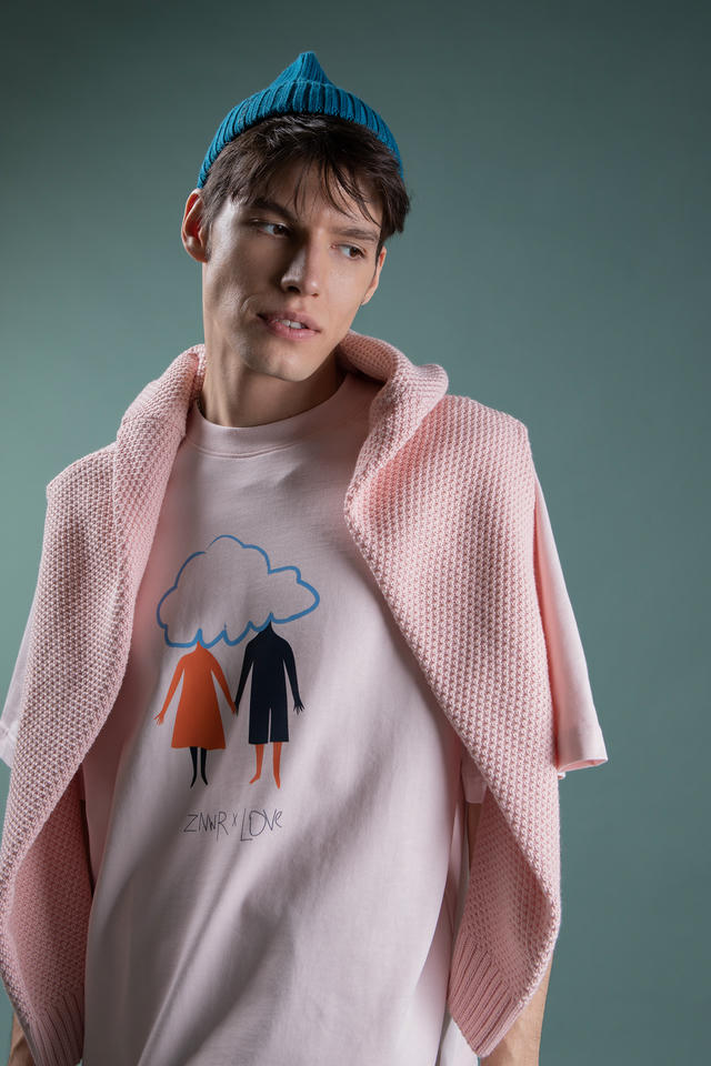 Футболка За руки | ZNWR