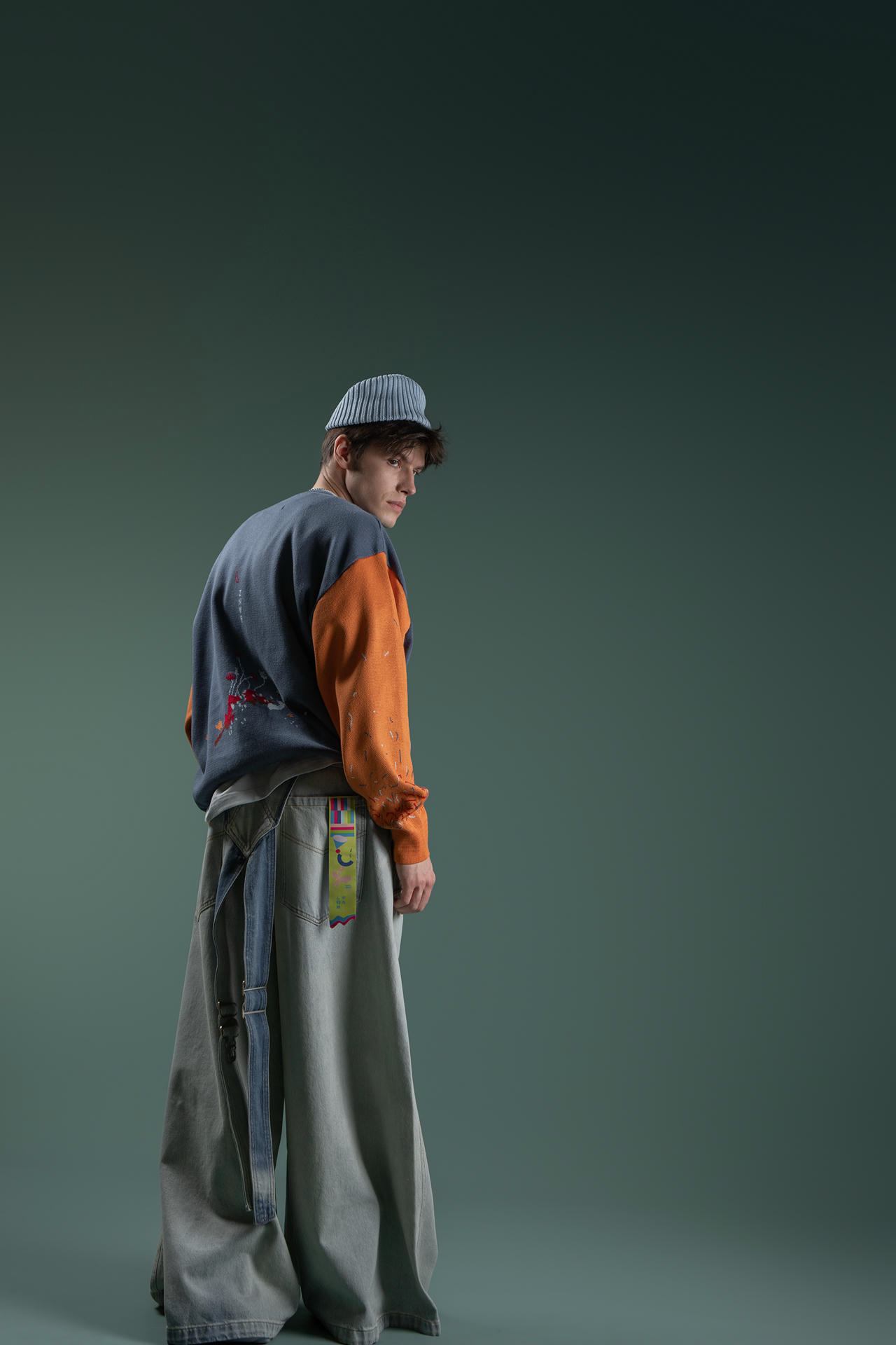 Свитер Батон зацвел