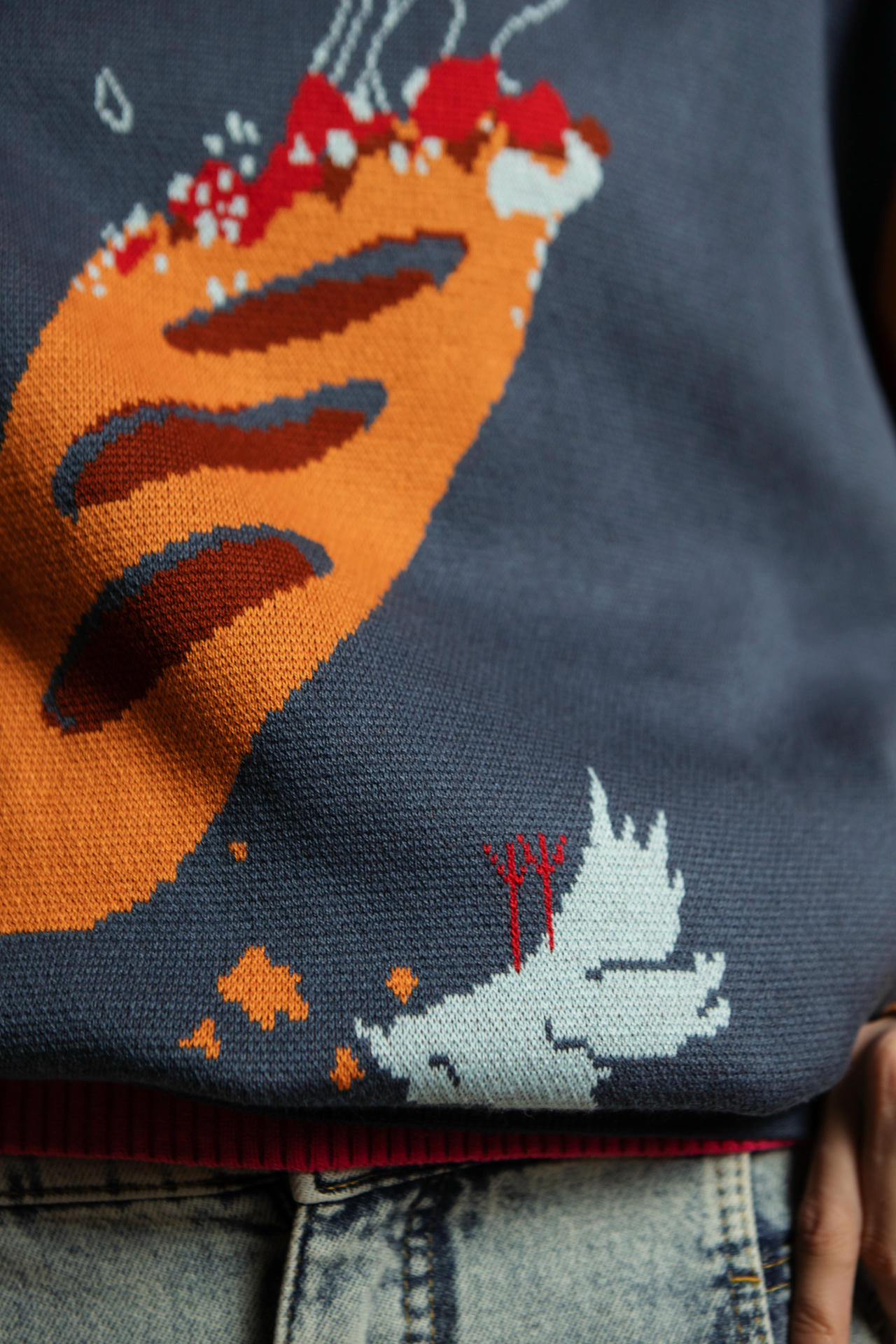 Свитер Батон зацвел