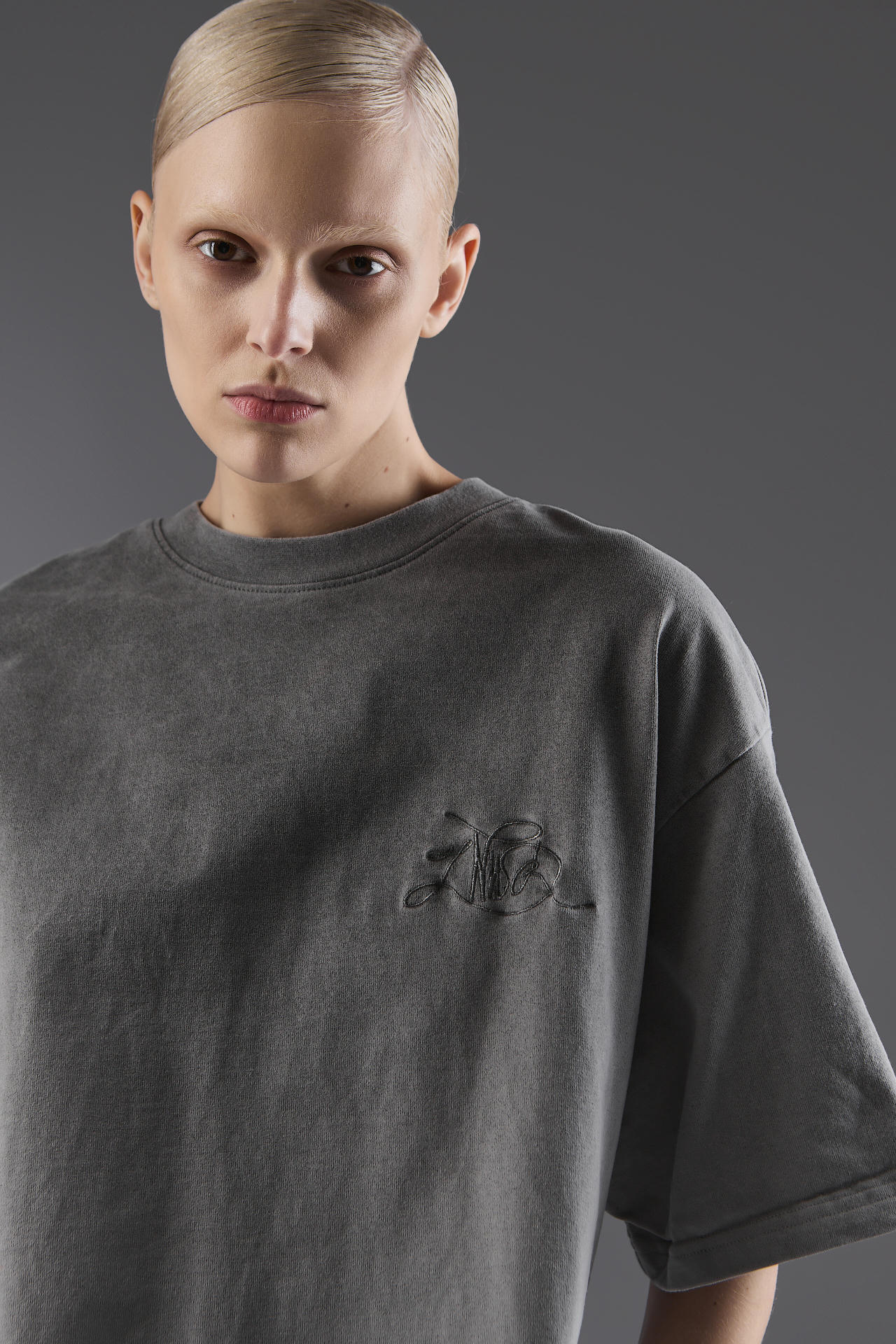 Футболка Noise