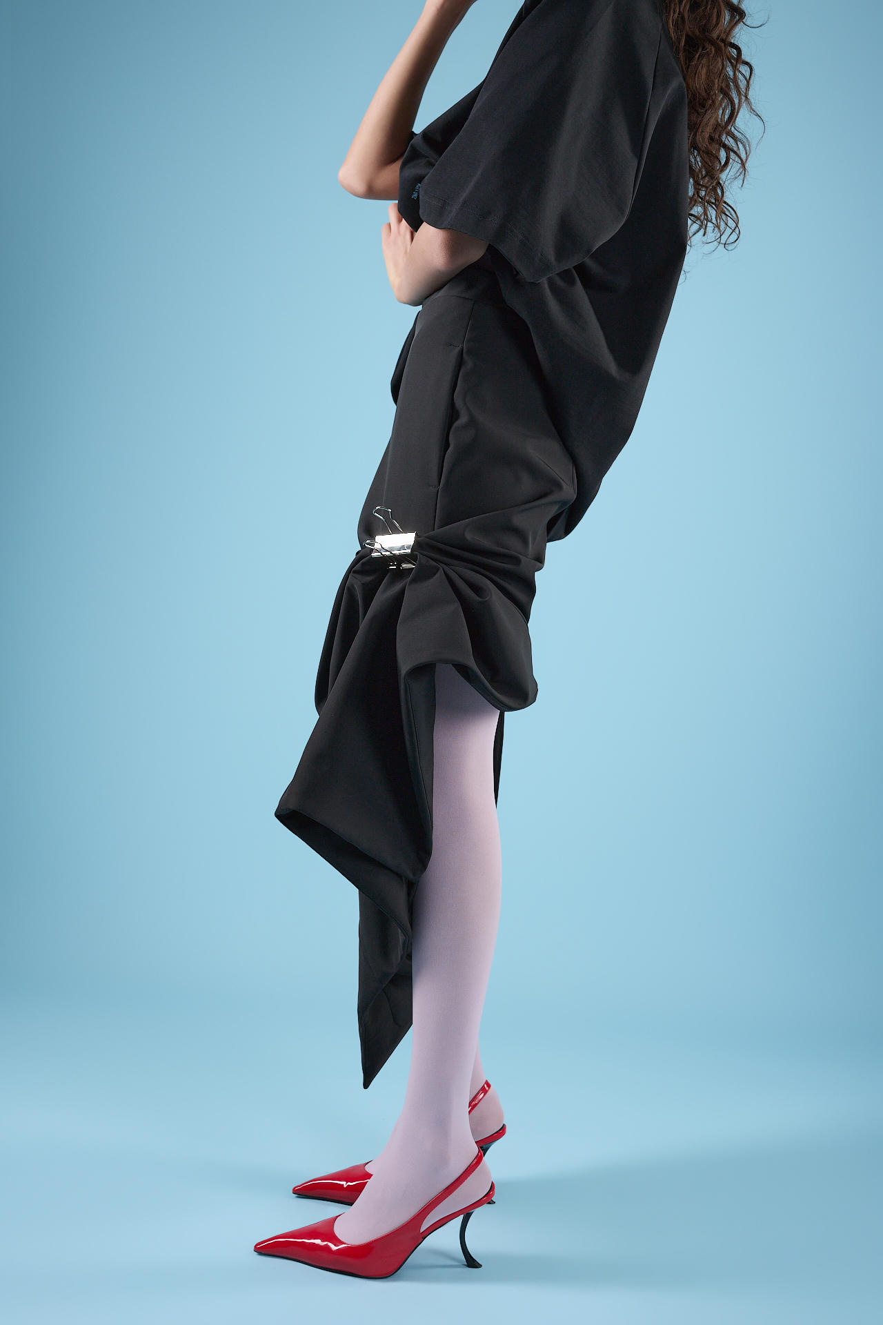 Футболка За руки