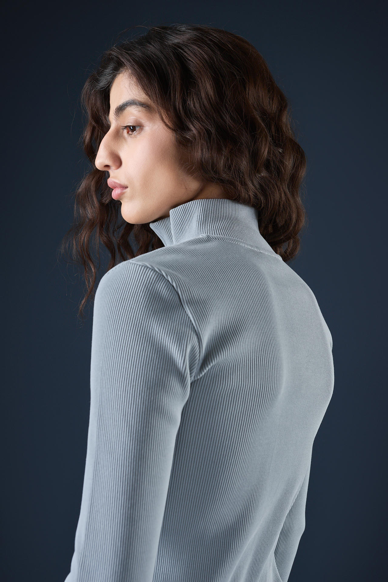 Свитшот Doggy slim zip